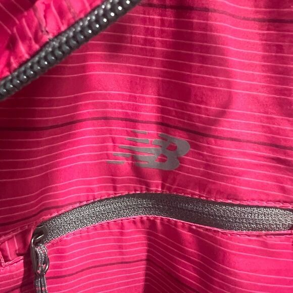 New Balance Jacket - Picture 4 of 7